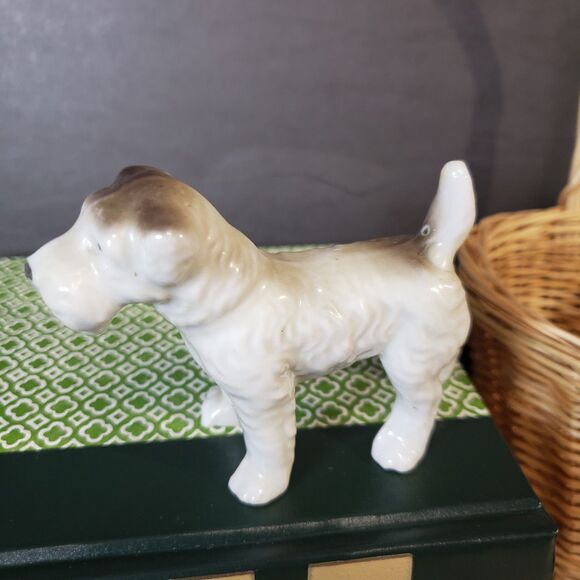Vintage MCM Miniature Porcelain Schnauzer Dog Figurine 3" Wire Fox Terrier - Picture 6 of 8